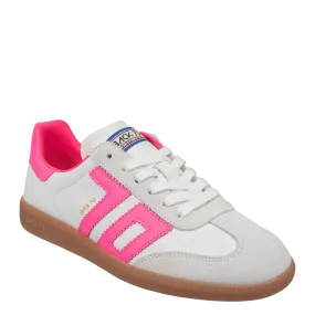 BACK 70 - CLOUD 2505 in FLUORESCENT PINK Sneakers