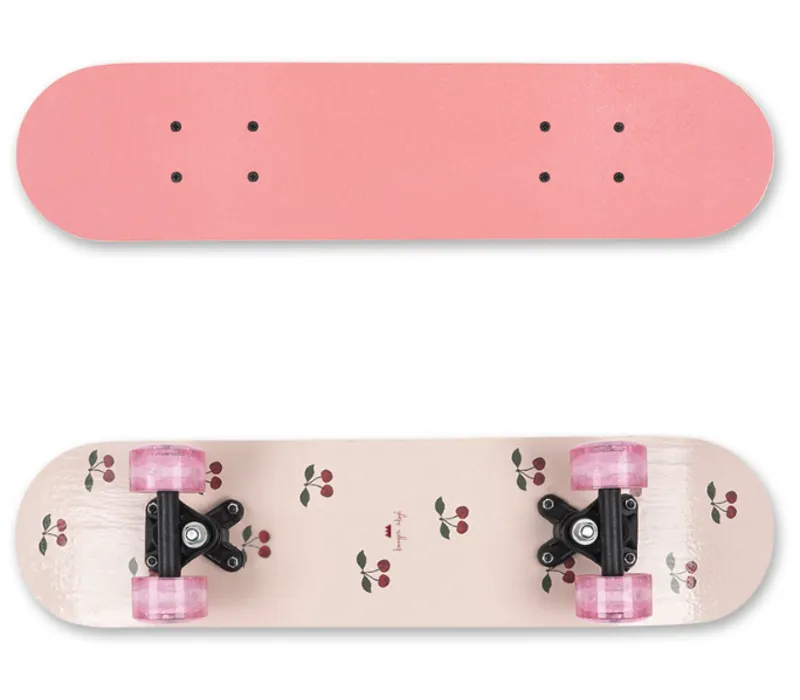 Cherry skateboard with light up wheels