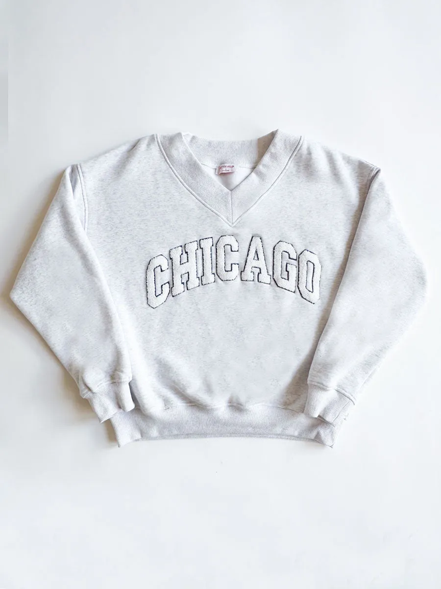 Chicago Boucle V-Neck Sweatshirt - Heather Grey