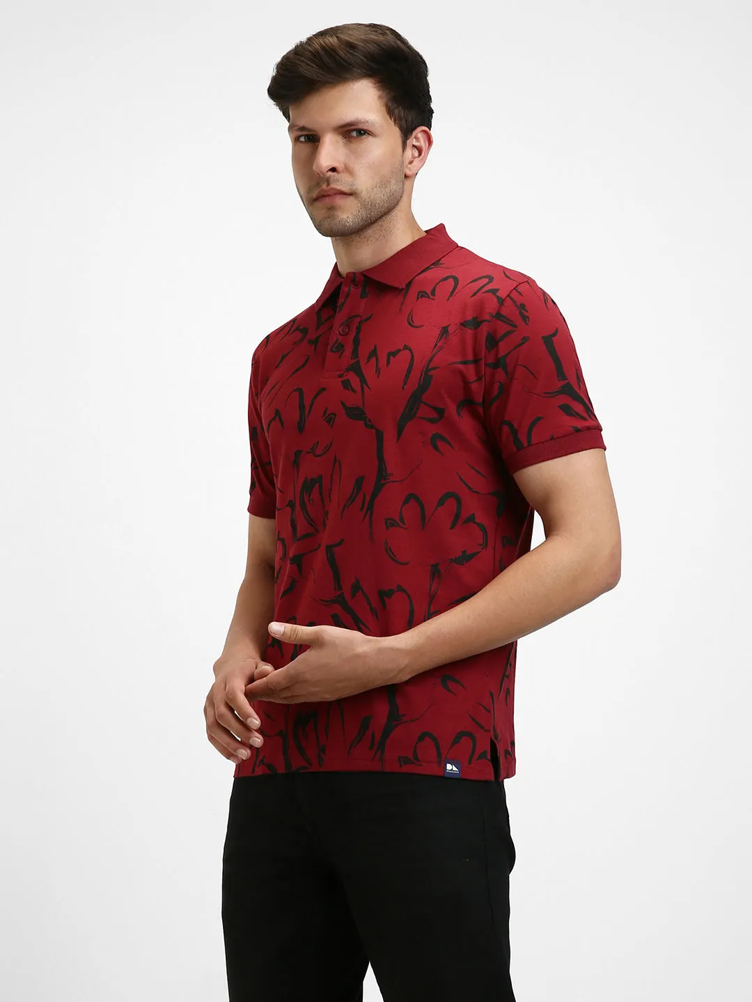 Men's Spread Collar Slim Fit Aop Maroon T-shirt