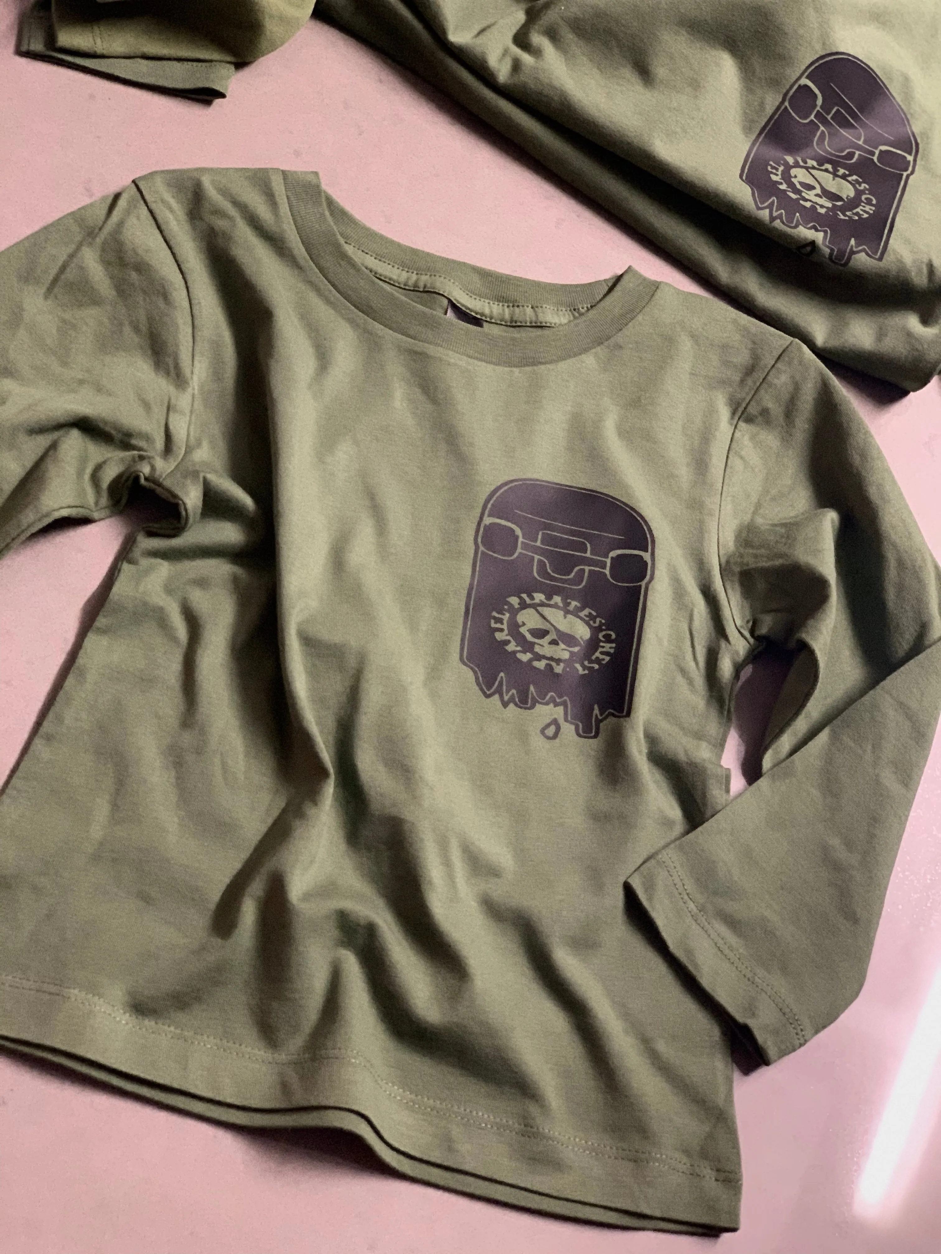 Skater khaki long sleeve