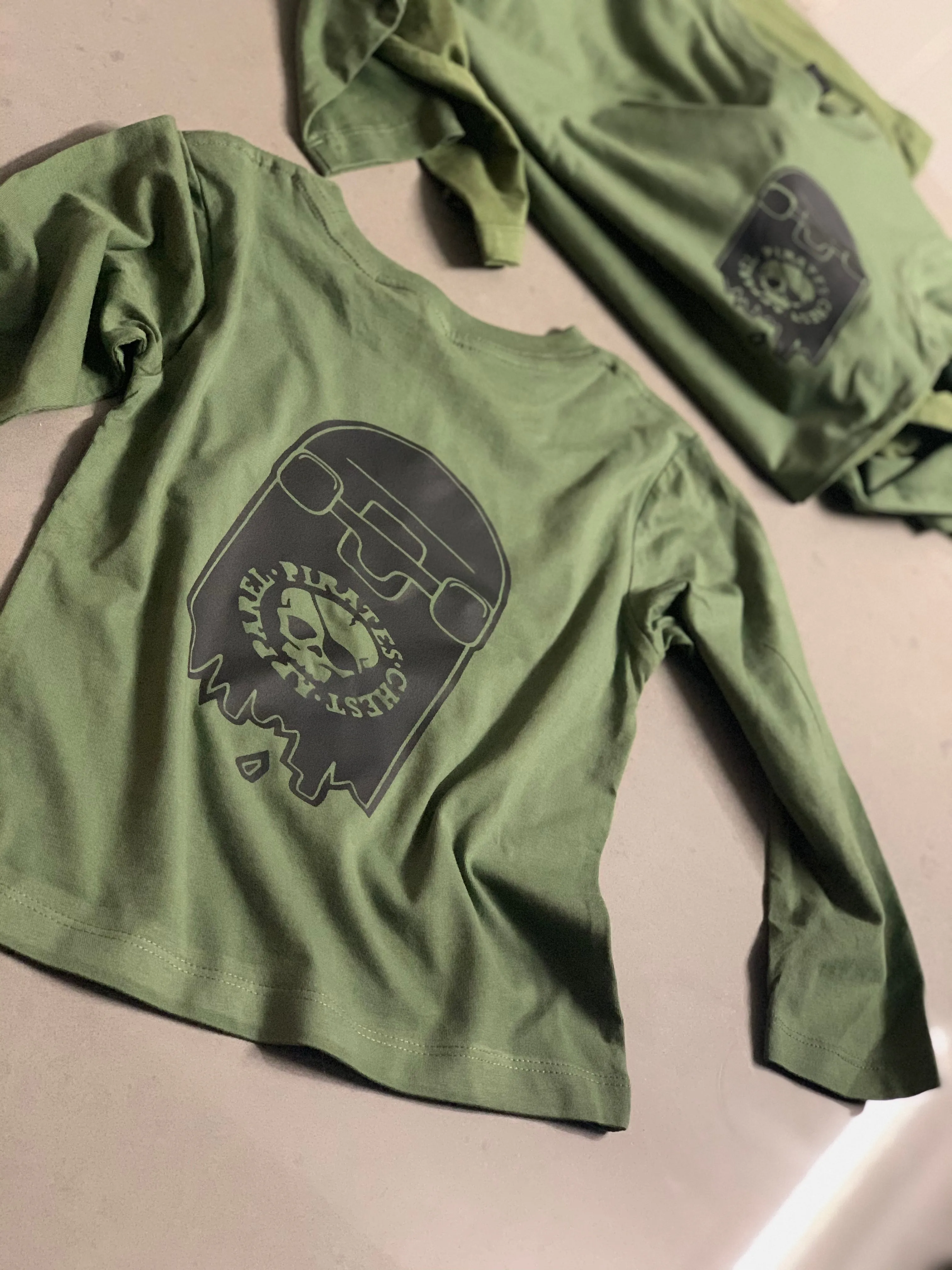 Skater khaki long sleeve