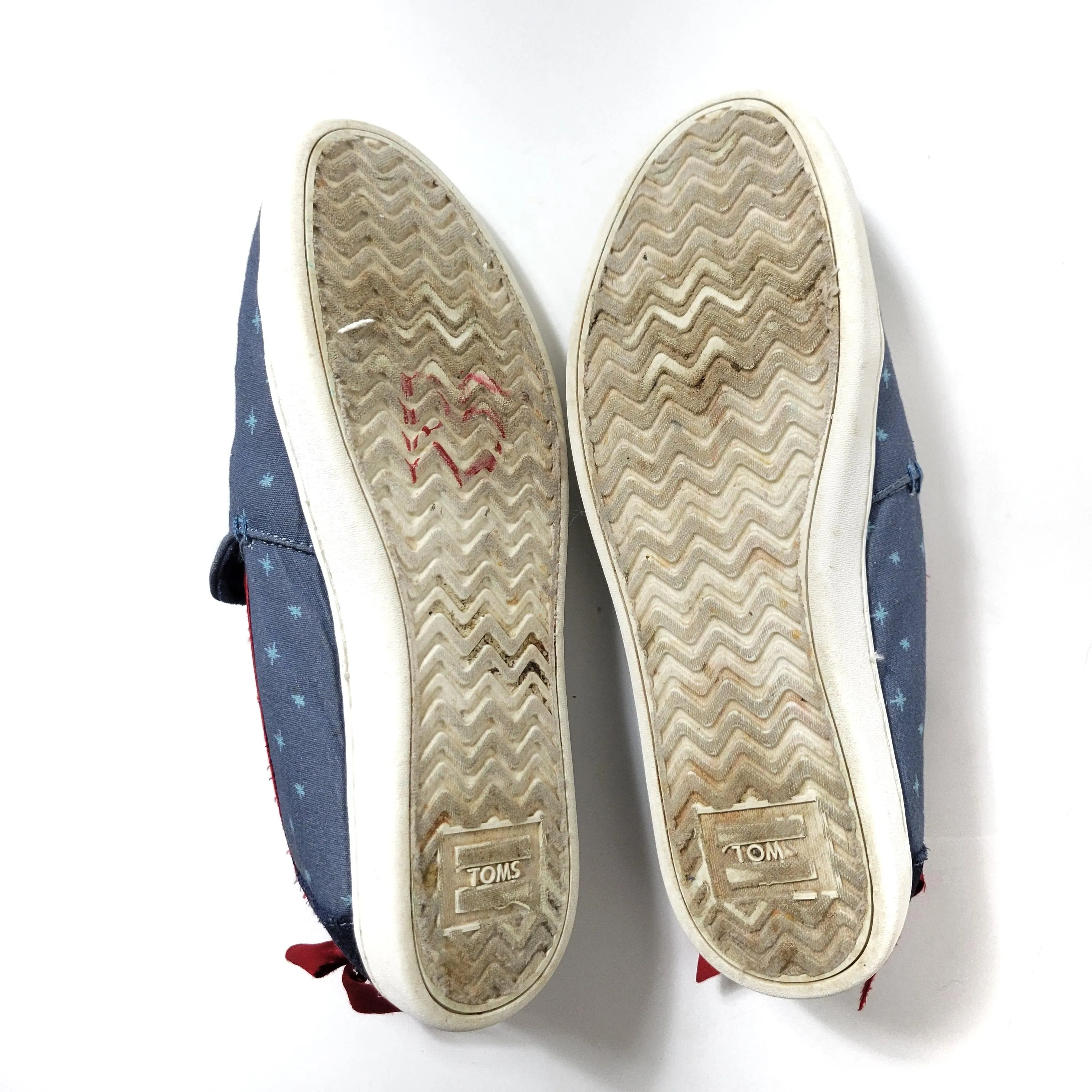 Toms x Disney Snow White Alpargata Slip On Shoes Size 7